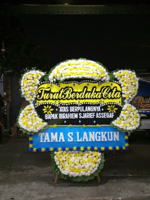 Papan Bunga Duka di Tegaltirto